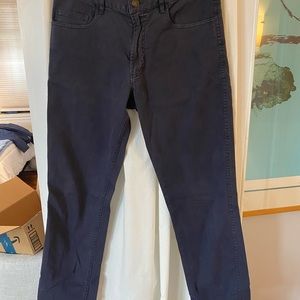 Men’s Faherty cotton pants size 32.Navy EUC. Inseam 32 1/2